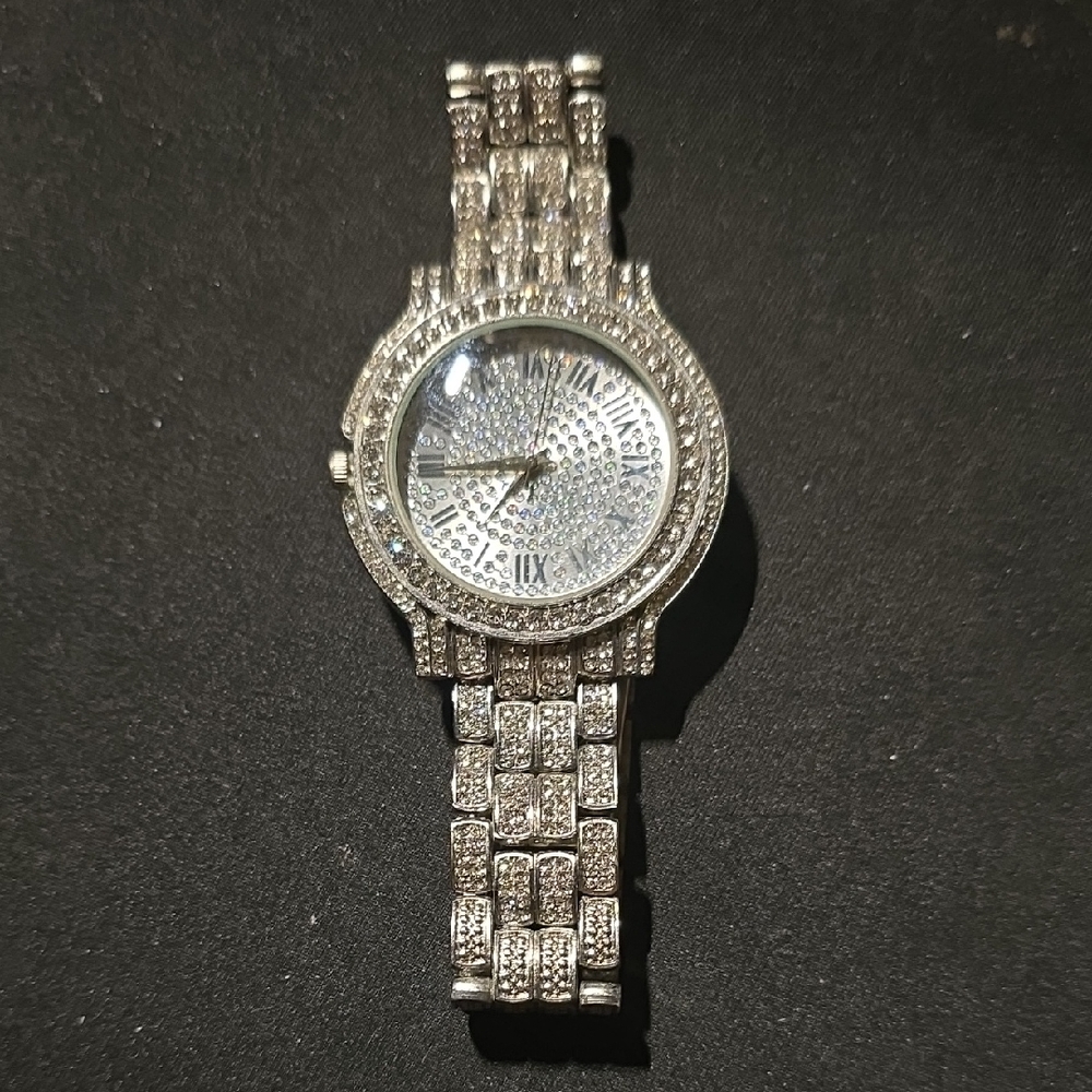 Silver Moissanite Studded Men's Watch (Needs New Battery)
